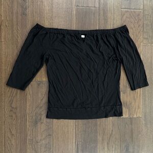 Old Navy Black Off-the-Shoulder Fitted Blouse